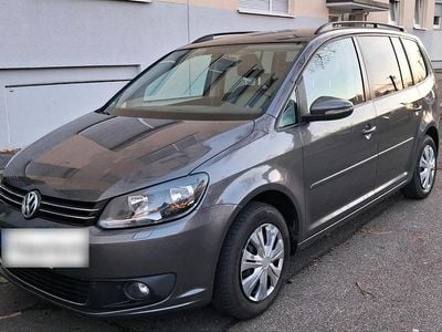 Gebraucht VW Touran Comfortline 105 PS (77 kW) 2012 Grau Van / Kleinbus