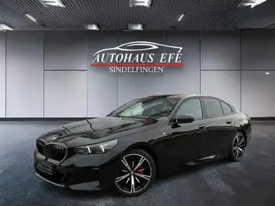 Gebraucht BMW 520 M Sport 197 PS (144 kW) 2024 Schwarz Limousine