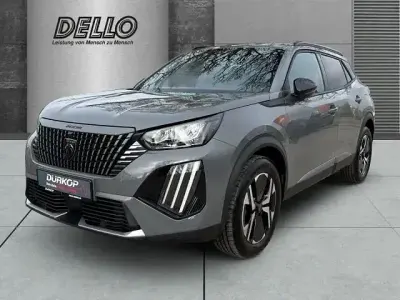 Gebraucht Peugeot 2008 Allure 131 PS (96 kW) 2025 Grau/typ aussenverkleidung met SUV