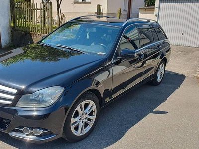 Usata Mercedes C200 136 CV (100 kW) 2013 Nero Station wagon