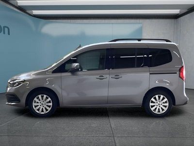 Gebraucht Mercedes T180 116 PS (85 kW) 2025 Grau Van / Kleinbus