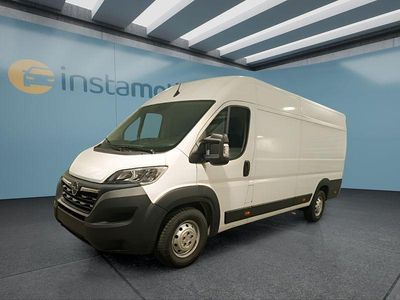Weiß Gebraucht 2024 Opel Movano Van | 19.949 € (Etwas zu teuer)