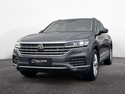 Grau Gebraucht 2022 VW Touareg Atmosphere SUV | 48.980 € (Fairer Preis)