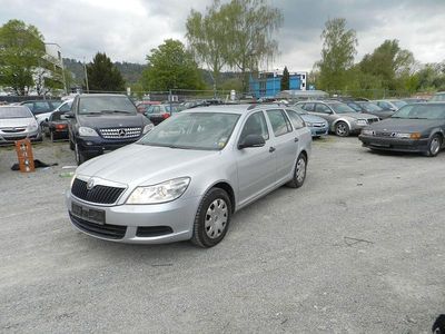 Usata Skoda Octavia Active 105 CV (77 kW) 2013 Argento Station wagon