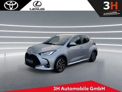Usata Toyota Yaris Hybrid Team 116 CV (85 kW) 2023 Argento Berlina