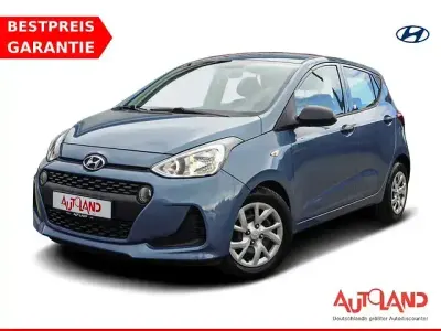 Gebraucht Hyundai i10 67 PS (49 kW) 2018 Blau Kleinwagen