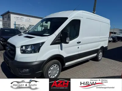 Gebraucht Ford Transit Trend 105 PS (77 kW) 2023 Frostweiß Van
