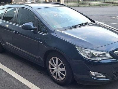 Usata Opel Astra 101 CV (74 kW) 2011 Blu Station wagon