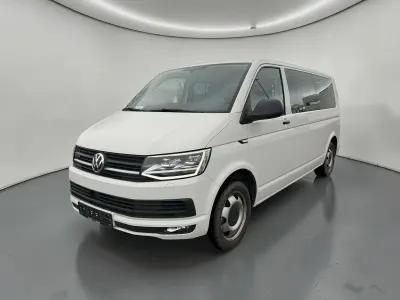 Gebraucht VW Transporter 199 PS (146 kW) 2019 Weiß Van