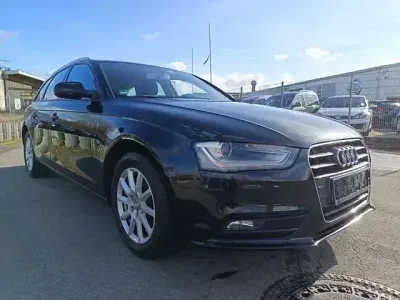 Używany Audi A4 Attraction 150 KM (110 kW) 2014 Czarny Kombi