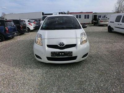 Weiß Gebraucht 2010 Toyota Yaris Kleinwagen | 3.700 € (Fairer Preis)