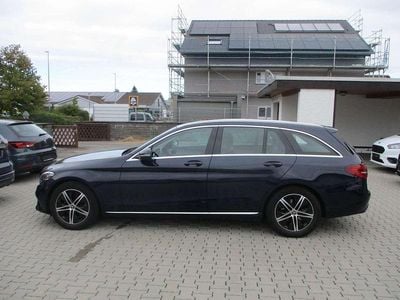 Gebraucht Mercedes C180 156 PS (114 kW) 2020 Blau Kombi
