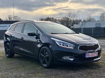 Schwarz Gebraucht 2013 Kia Ceed Sportswagon Kombi | 3.990 € (Superpreis)