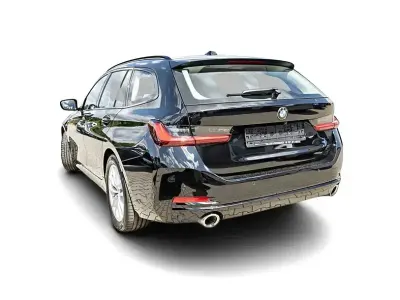 Gebraucht BMW 320 190 PS (139 kW) 2025 Grün Kombi