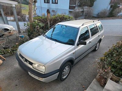 Gebraucht VW Golf III 90 PS (66 kW) 1997 Silber Kombi