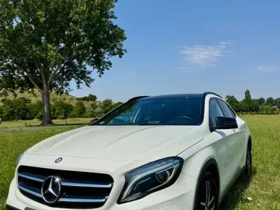 Gebraucht Mercedes GLA200 136 PS (100 kW) 2013 Weiß SUV