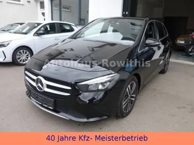 Gebraucht Mercedes B200 Progressive 150 PS (110 kW) 2022 Schwarz Van / Kleinbus