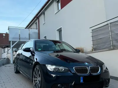 Gebraucht BMW 335 Cabriolet M Sport 306 PS (225 kW) 2009 Blau Cabrio