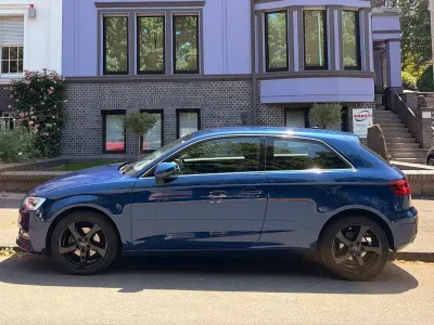 Gebraucht Audi A3 Cabriolet Ambiente 105 PS (77 kW) 2013 Blau Cabrio