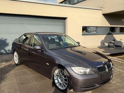 Second-hand BMW 318 Performance 143 CP (105 kW) 2007 Gri Berlinǎ