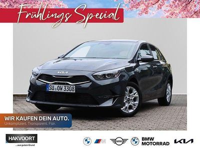Gebraucht Kia Ceed 140 PS (102 kW) 2024 Sparkling silver metallic Kleinwagen