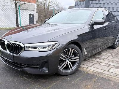Gebraucht BMW 520 Sport Line 190 PS (139 kW) 2021 Grau Limousine