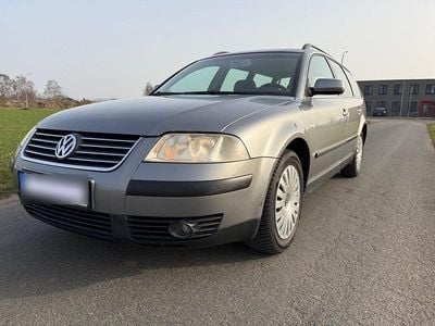 Usata VW Passat Trendline 150 CV (110 kW) 2003 Grigio Station wagon