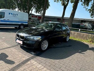 BMW 114