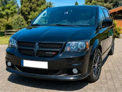 Gebraucht Dodge Grand Caravan 390 PS (286 kW) 2018 Schwarz Van / Kleinbus