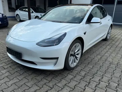 Gebraucht Tesla Model 3 366 kW (498 PS) 2022 Weiß Limousine