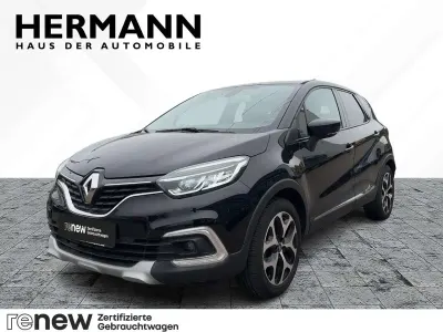 Usado Renault Captur Collection 131 HP (96 kW) 2020 Preto SUV