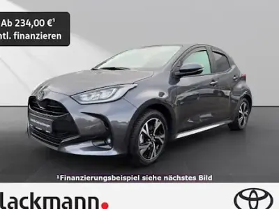 Gebraucht Toyota Yaris Hybrid 116 PS (85 kW) 2025 Grau Limousine
