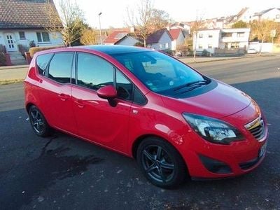 Gebraucht Opel Meriva Color Edition 120 PS (88 kW) 2012 Rot Van / Kleinbus