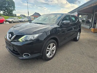 Gebraucht Nissan Qashqai Acenta 116 PS (85 kW) 2014 Schwarz SUV