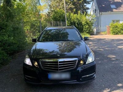 Mercedes E220
