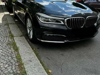 Gebraucht BMW 730 265 PS (194 kW) 2016 Limousine