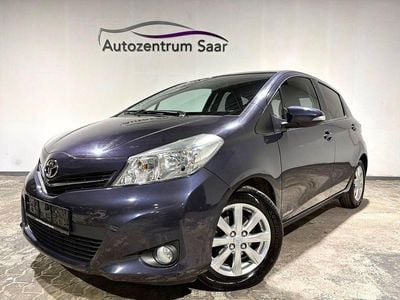 Gebraucht Toyota Yaris Cool 99 PS (72 kW) 2012 Violet Kleinwagen