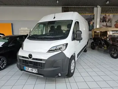 Usata Opel Movano 140 CV (102 kW) 2024 Bianco Furgone