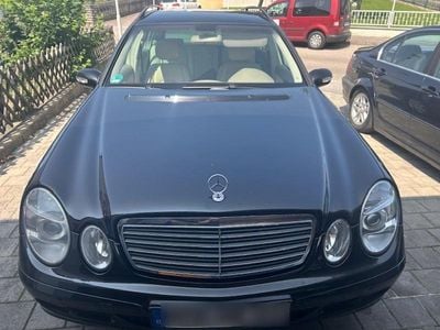 Mercedes E270