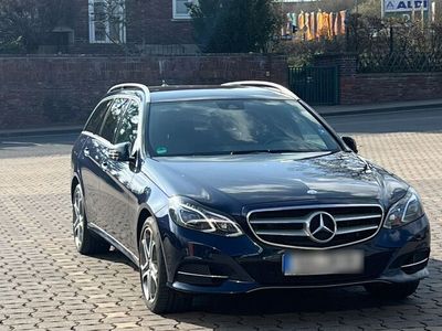 gebraucht Mercedes E200 E-Klasse T- ModellBlueTEC/NAVI/LED Neue TUV