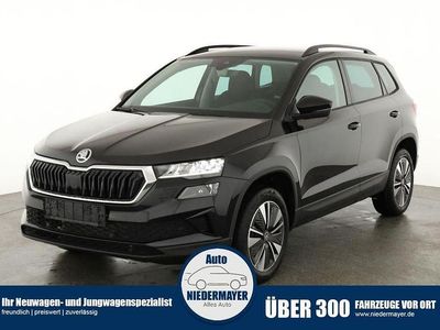 Black magic perleffekt Neu 2025 Skoda Karoq Selection SUV | 33.995 € (Fairer Preis)