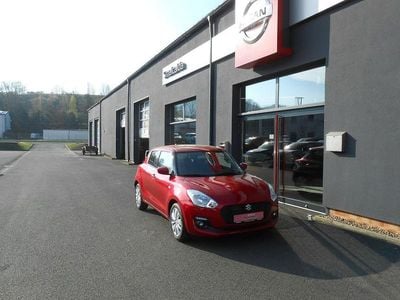 Usata Suzuki Swift Comfort 111 CV (81 kW) 2018 Rosso Utilitaria