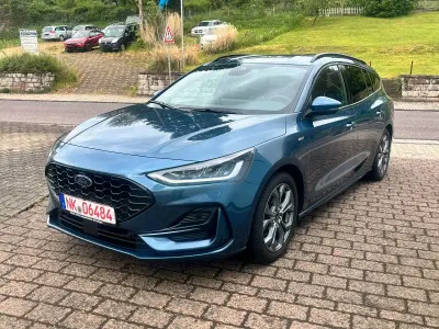 Używany Ford Focus ST-Line X 116 KM (85 kW) 2023 Niebieski Kombi