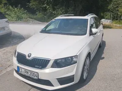 Gebraucht Skoda Octavia RS 184 PS (135 kW) 2015 Weiß Kombi