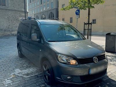 VW Caddy Maxi