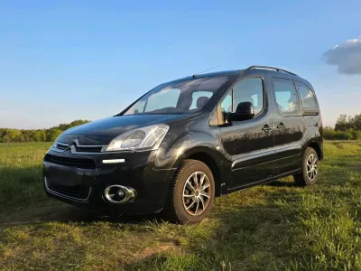Gebraucht Citroën Berlingo 92 PS (67 kW) 2013 Schwarz Van / Kleinbus