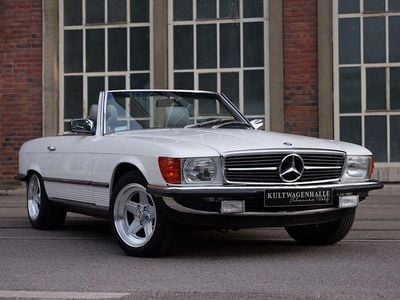 Weiß Gebraucht 1985 Mercedes SL380 AMG Cabrio | 39.900 €