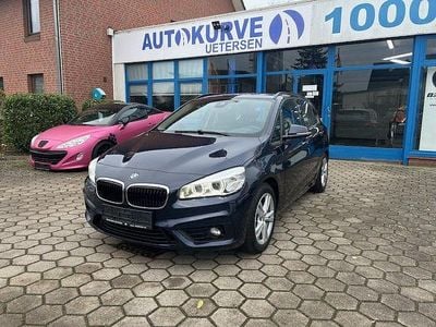 Blau Gebraucht 2017 BMW 218 Active Tourer Van / Kleinbus | 11.990 € (Fairer Preis)