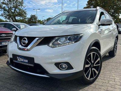 Weiß Gebraucht 2017 Nissan X-Trail Tekna SUV | 16.990 € (Fairer Preis)