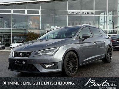 Grau Gebraucht 2015 Seat Leon ST FR Kombi | 12.800 € (Fairer Preis)
